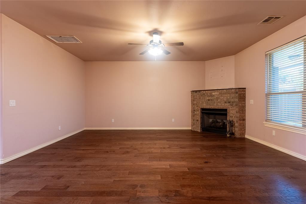 1013 Golden Leaf Drive