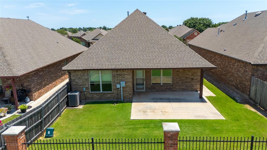 1013 Golden Leaf Drive