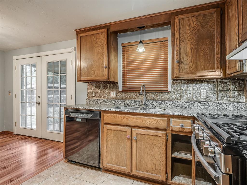 8405 S Brookline Avenue