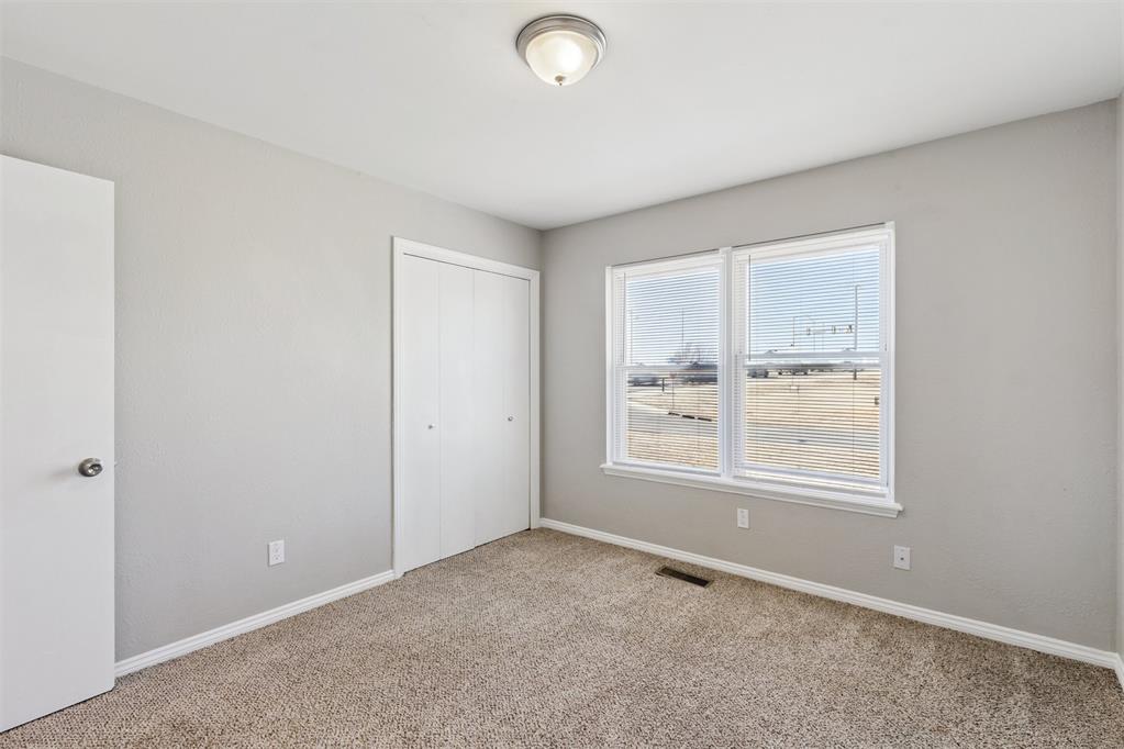 9400 Lakeshore Drive