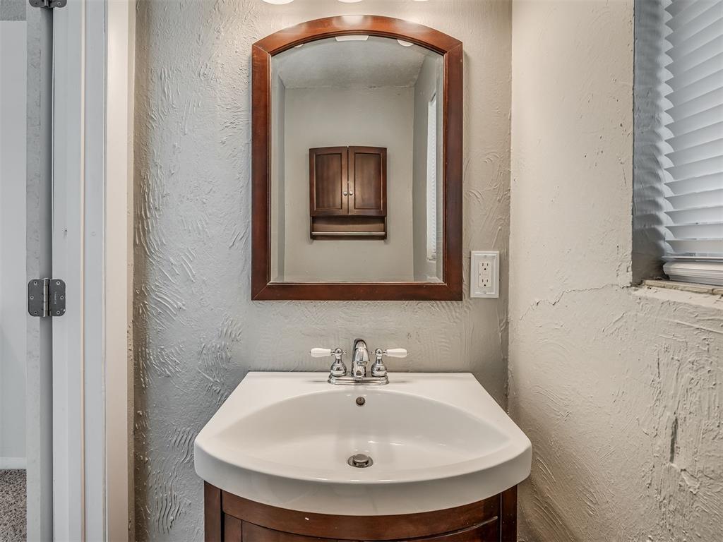 1001 N Norman Avenue