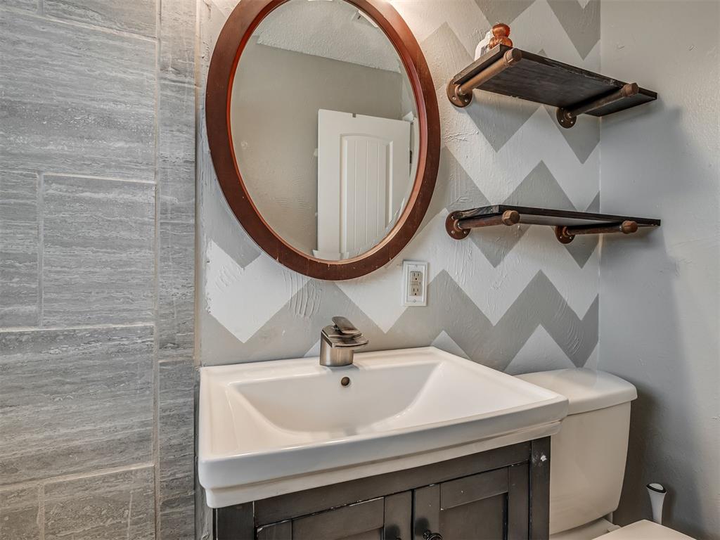 1001 N Norman Avenue