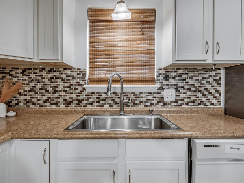 1001 N Norman Avenue