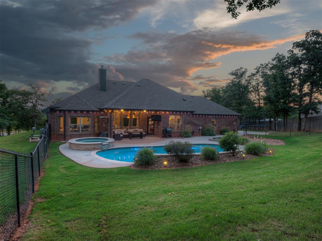 5736 Asheville Way