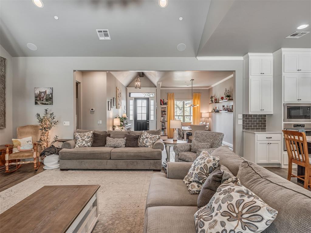 5736 Asheville Way