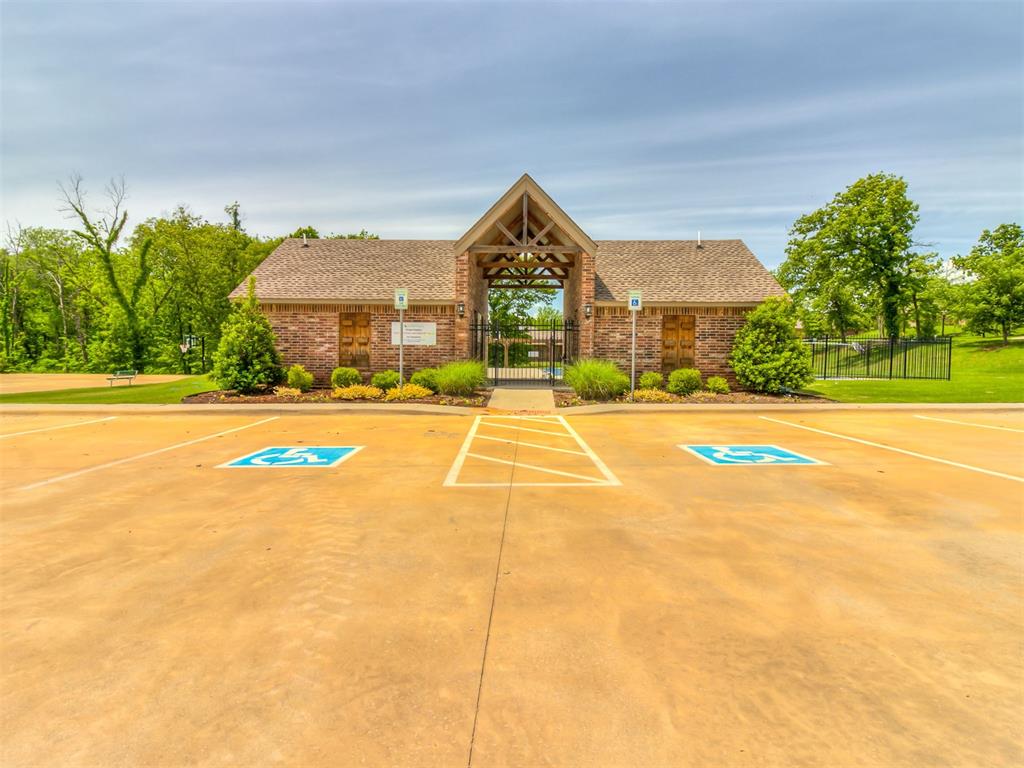 5736 Asheville Way