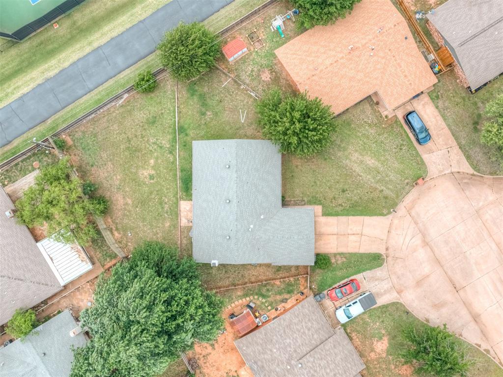 1716 Erin Place