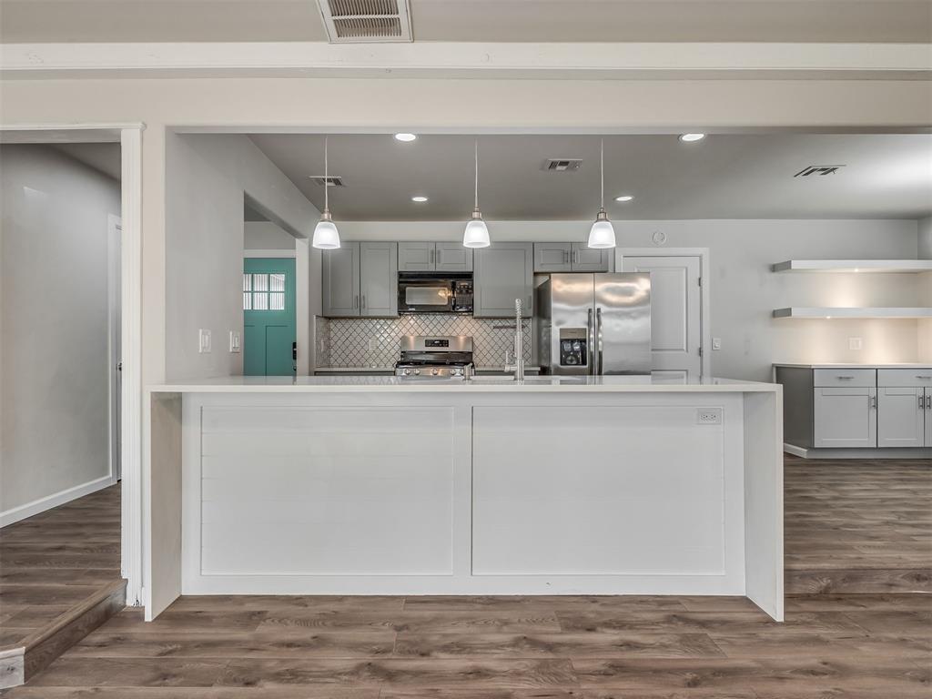 1716 Erin Place