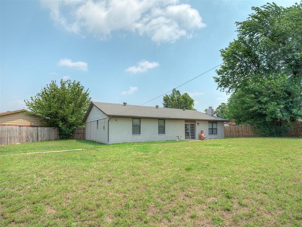 1716 Erin Place