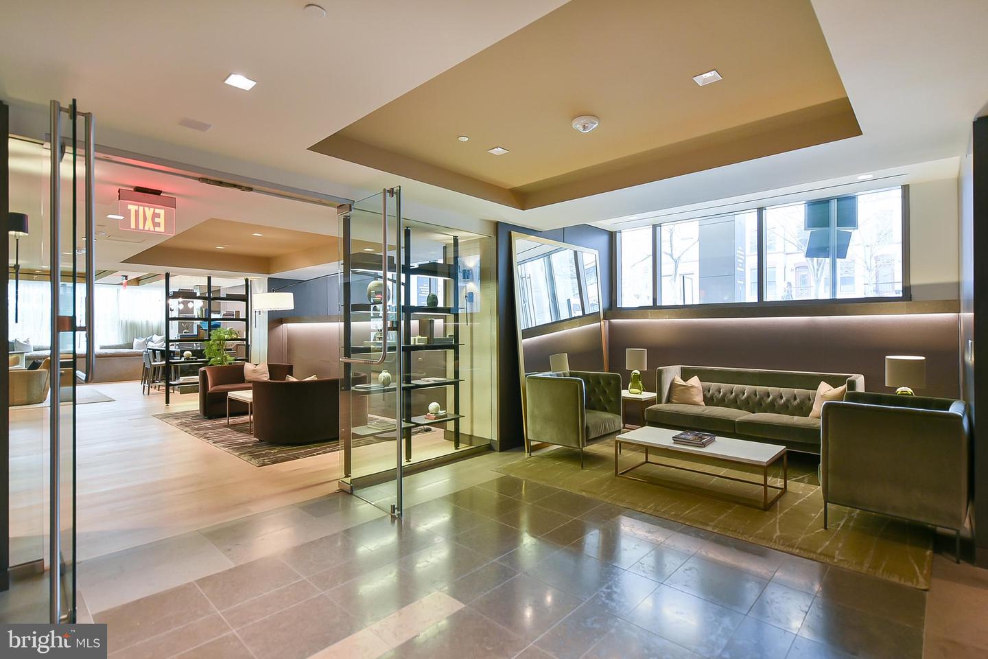 2501 M St NW #209
