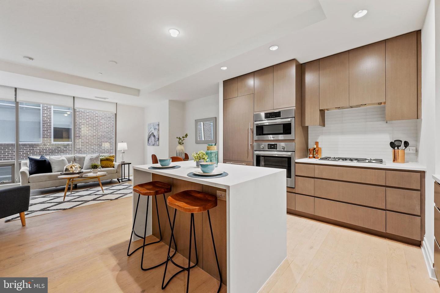 2501 M St NW #209