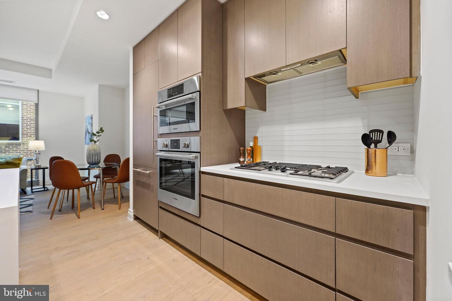 2501 M St NW #209