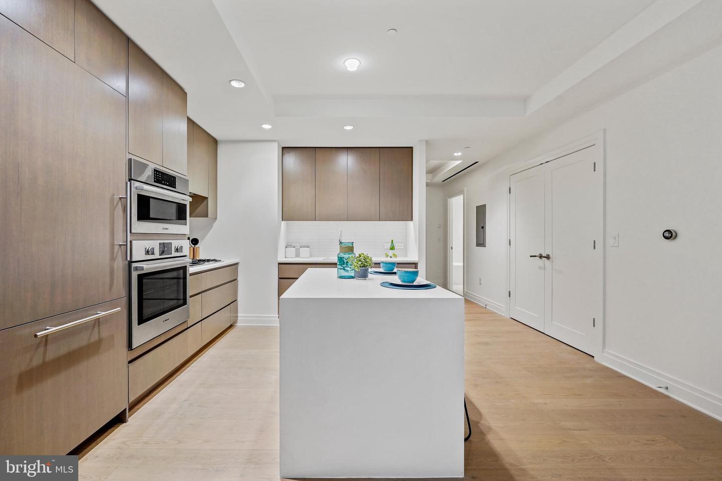2501 M St NW #209