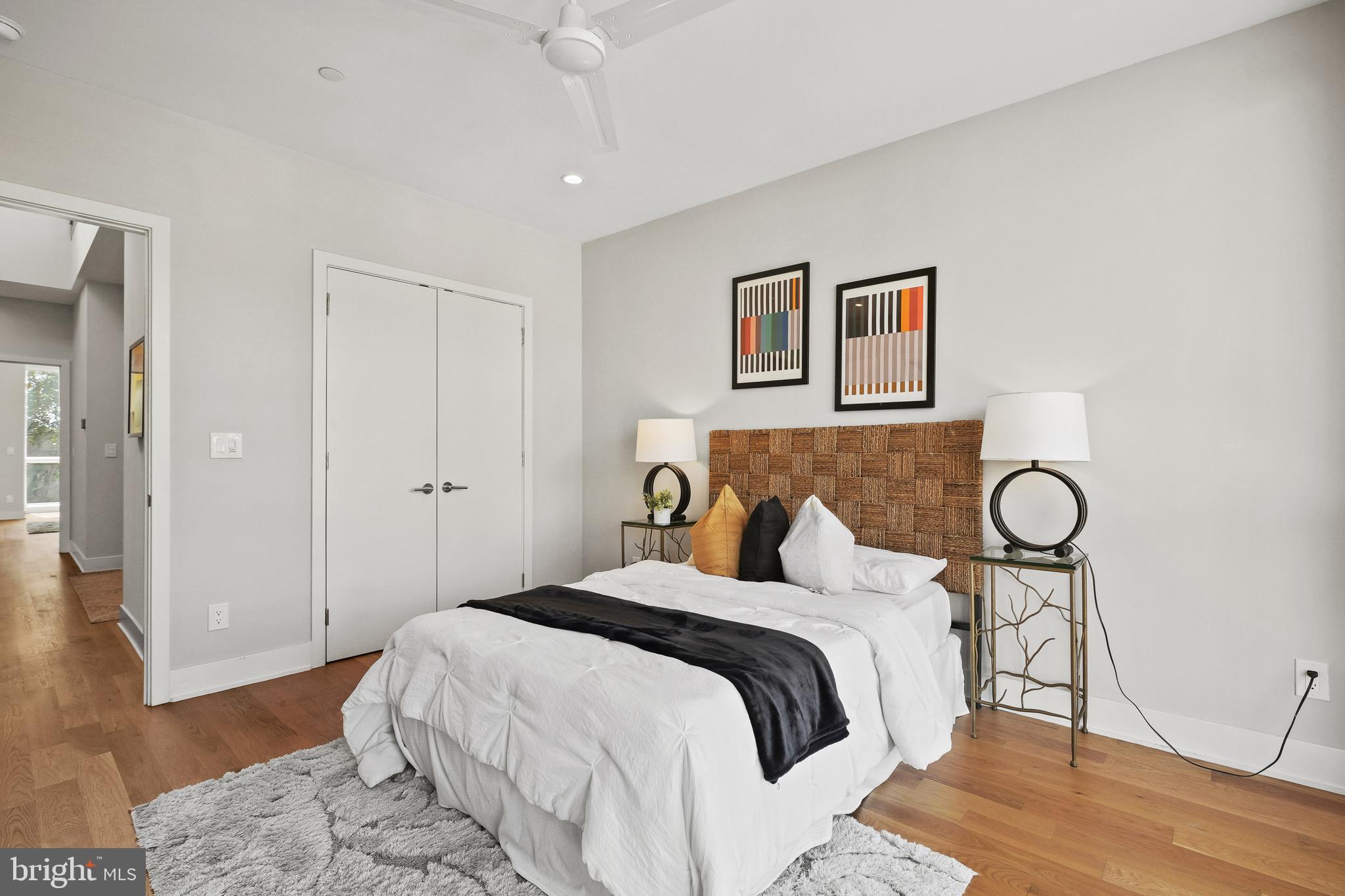 512 L St NE #512b