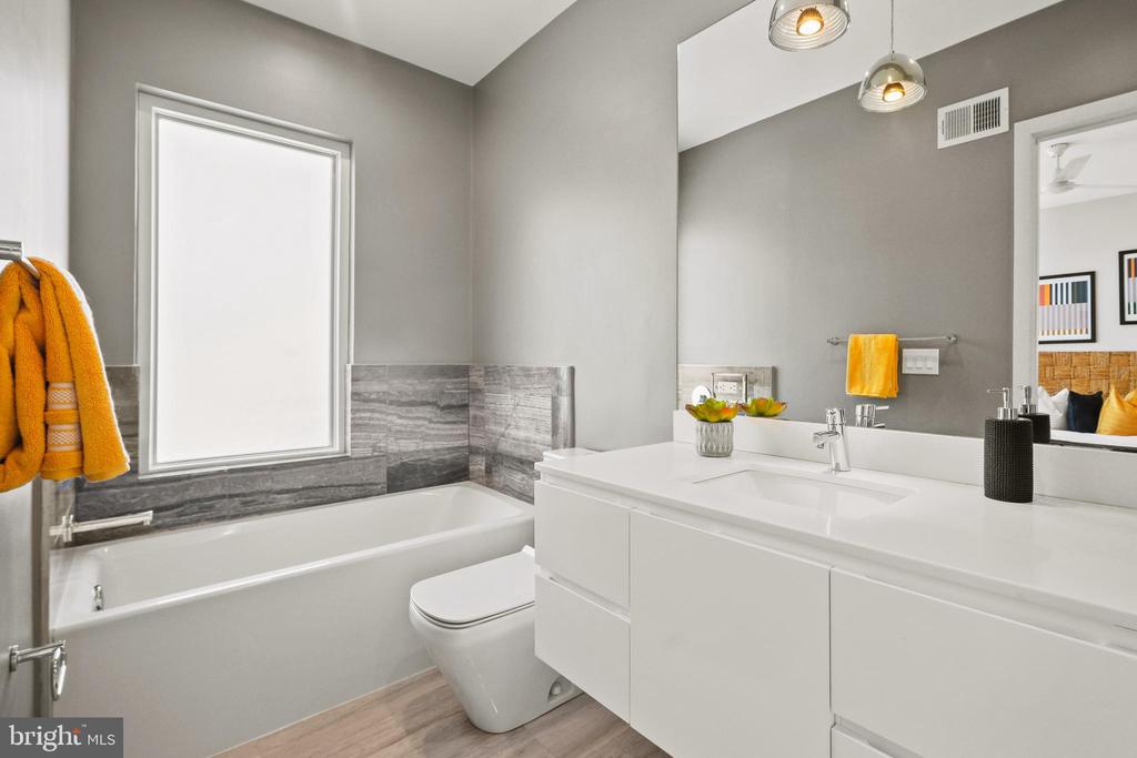 512 L St NE #512b