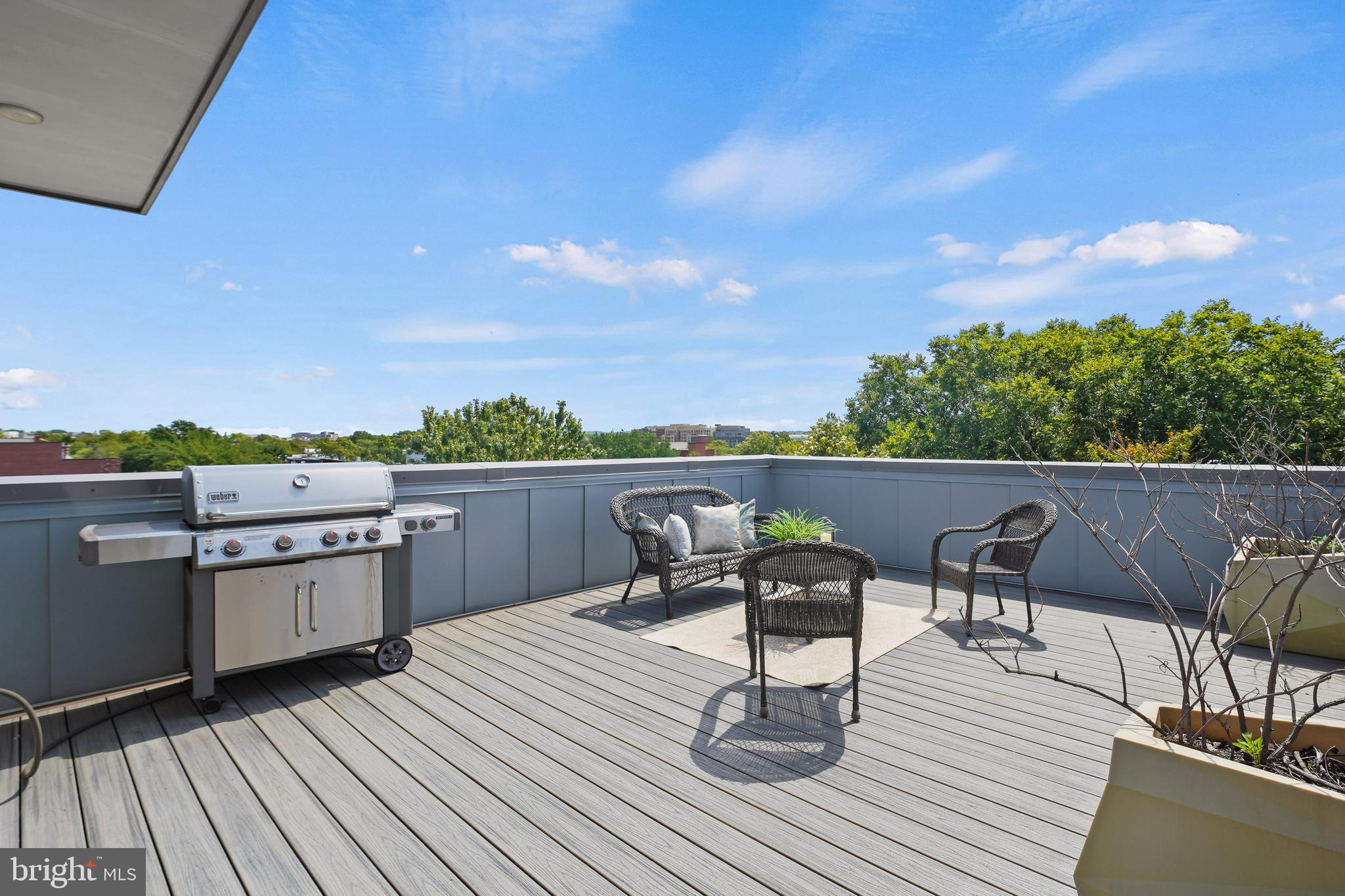 512 L St NE #512b