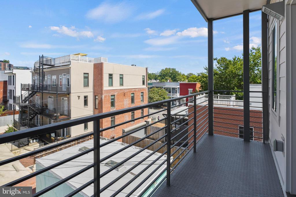 512 L St NE #512b