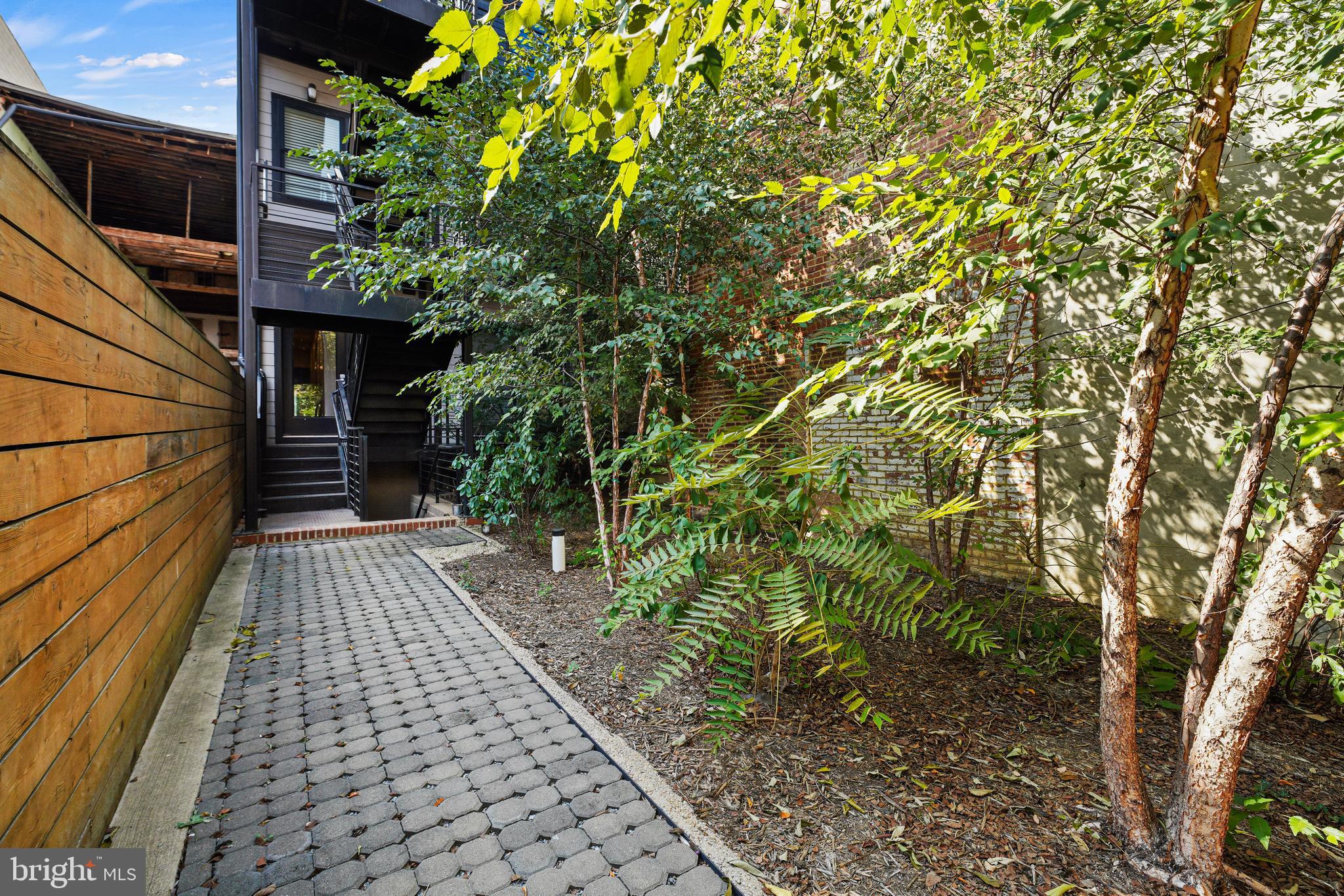 1465 HARVARD ST NW #B101