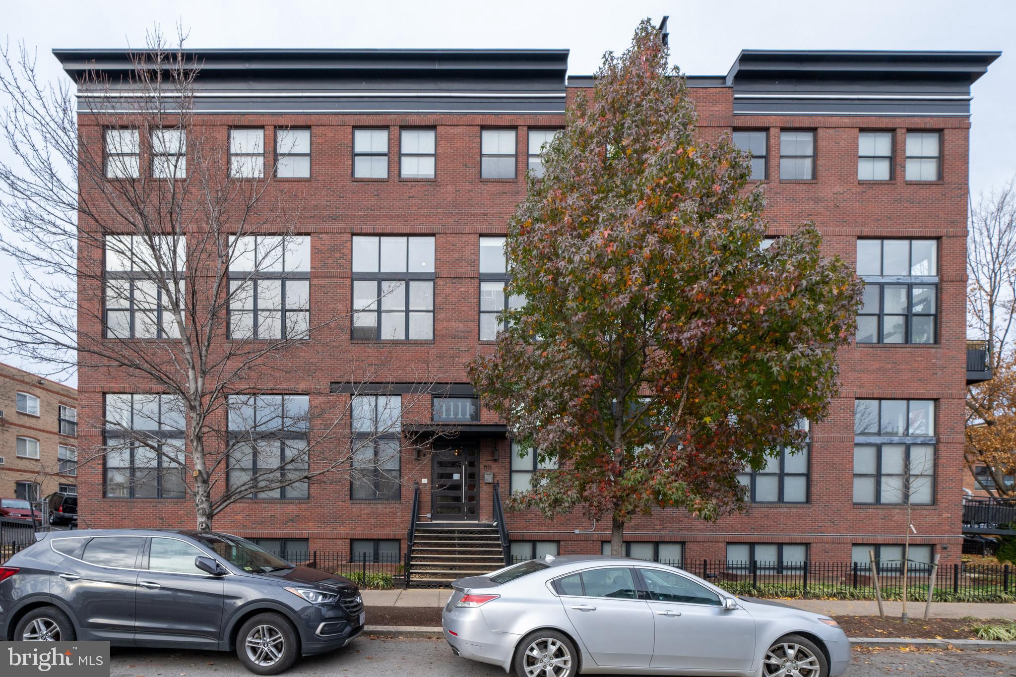 1111 W ST NW #10