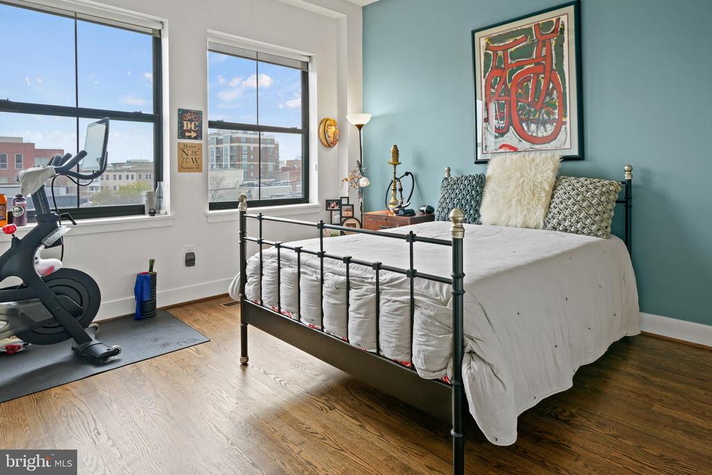 1111 W ST NW #10
