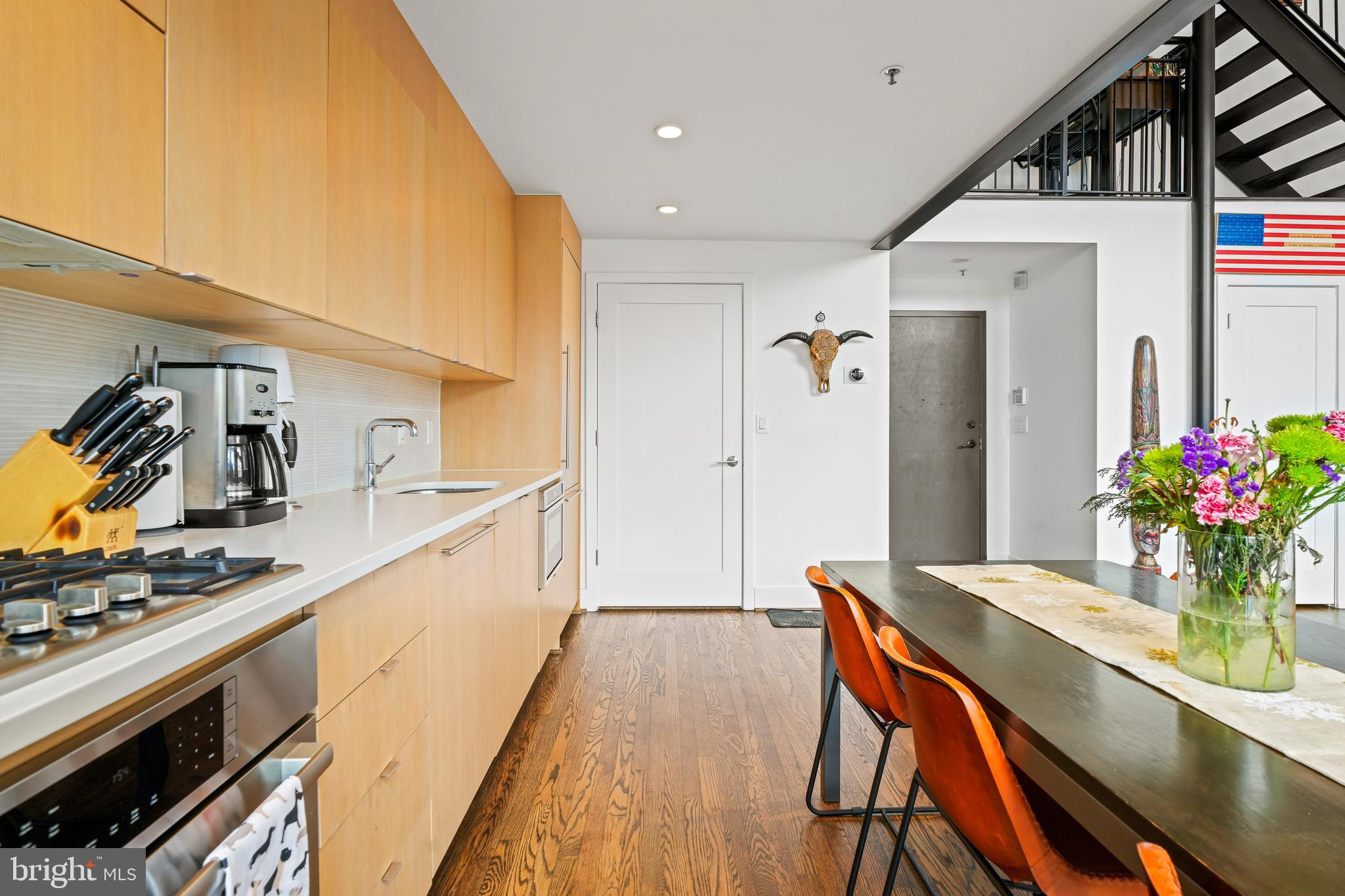 1111 W ST NW #10