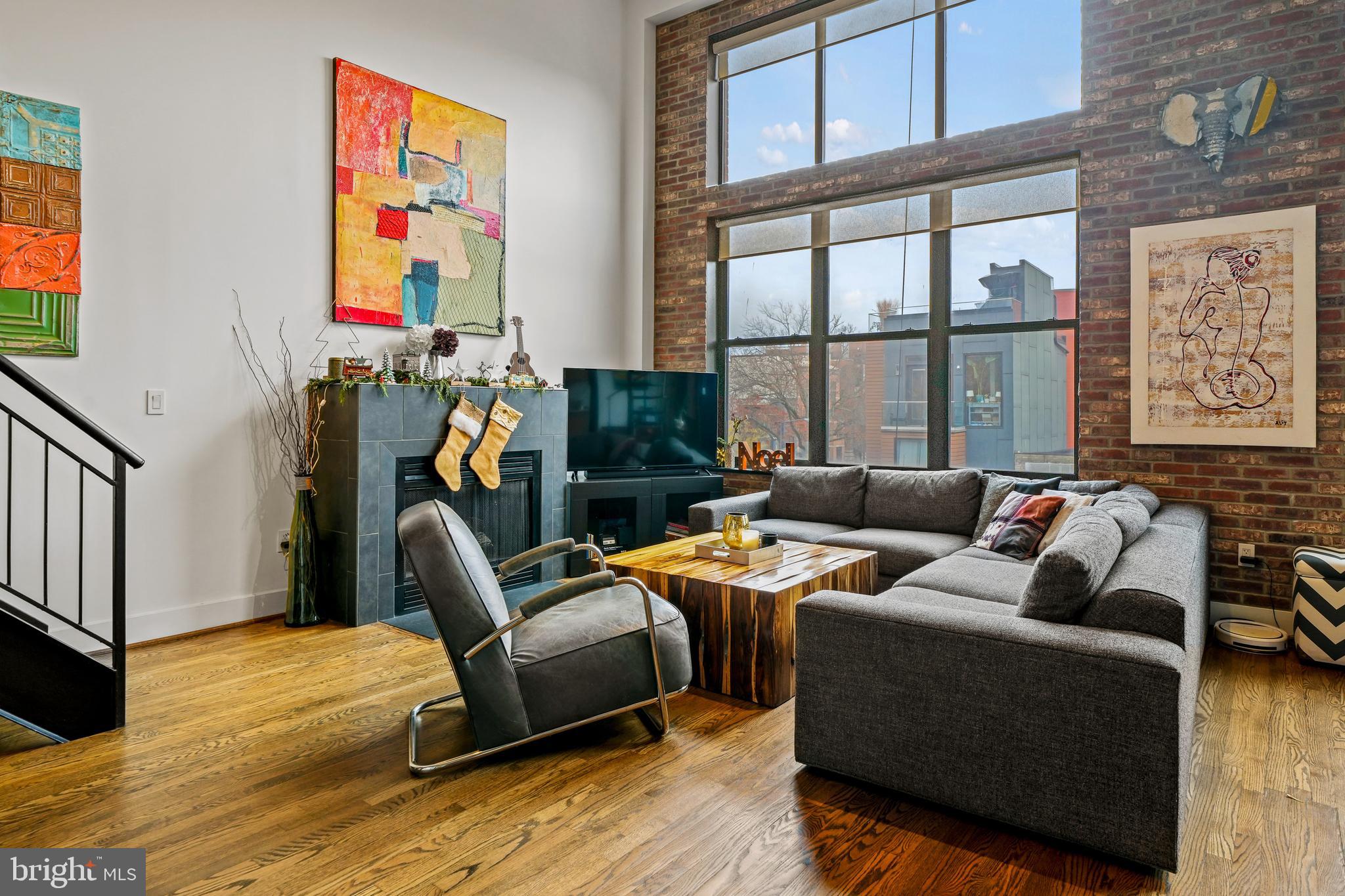 1111 W ST NW #10