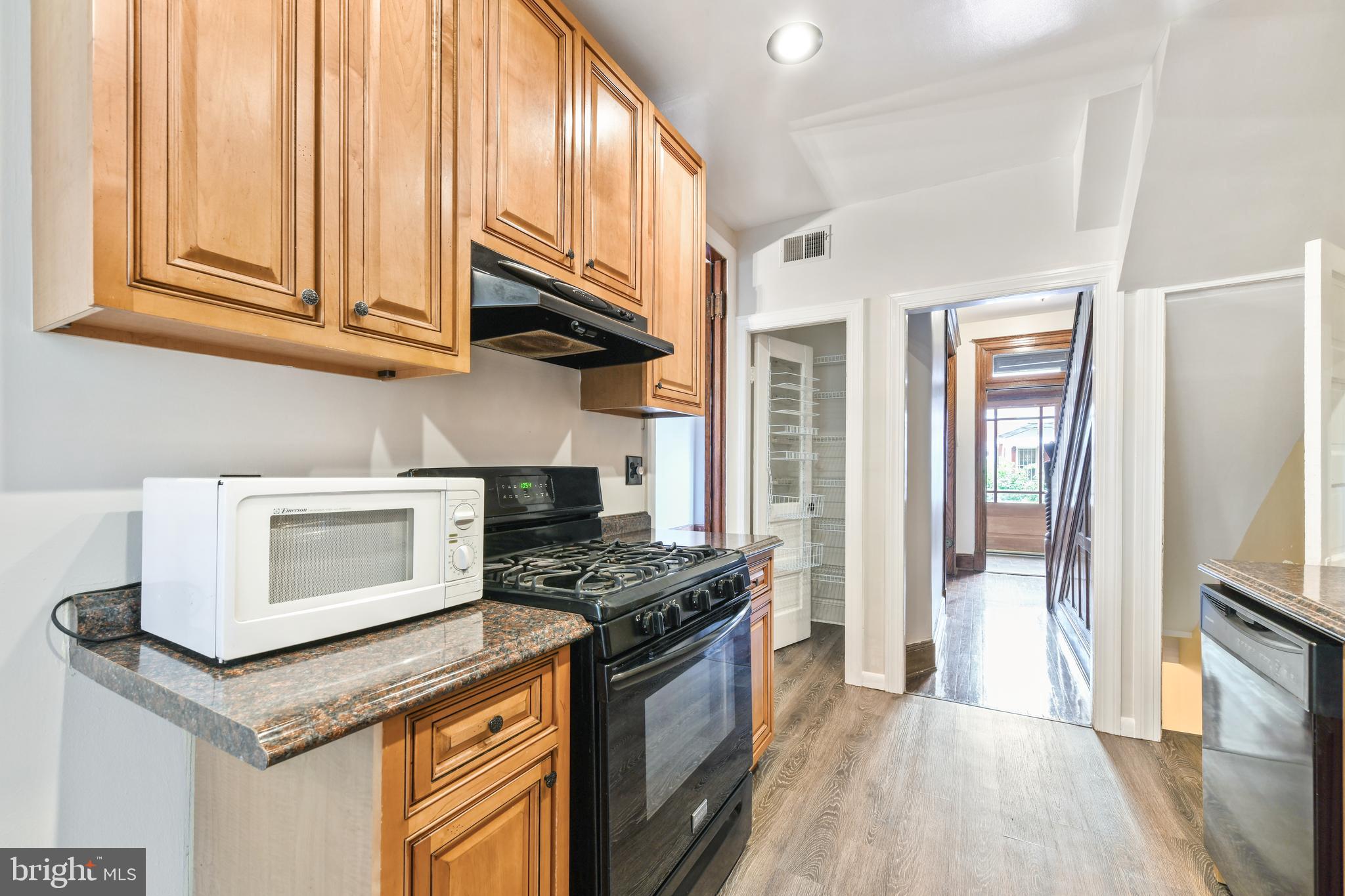 2221 FLAGLER PL NW