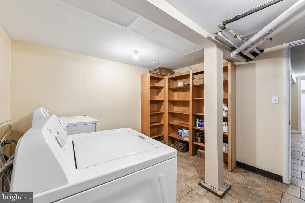 2221 FLAGLER PL NW