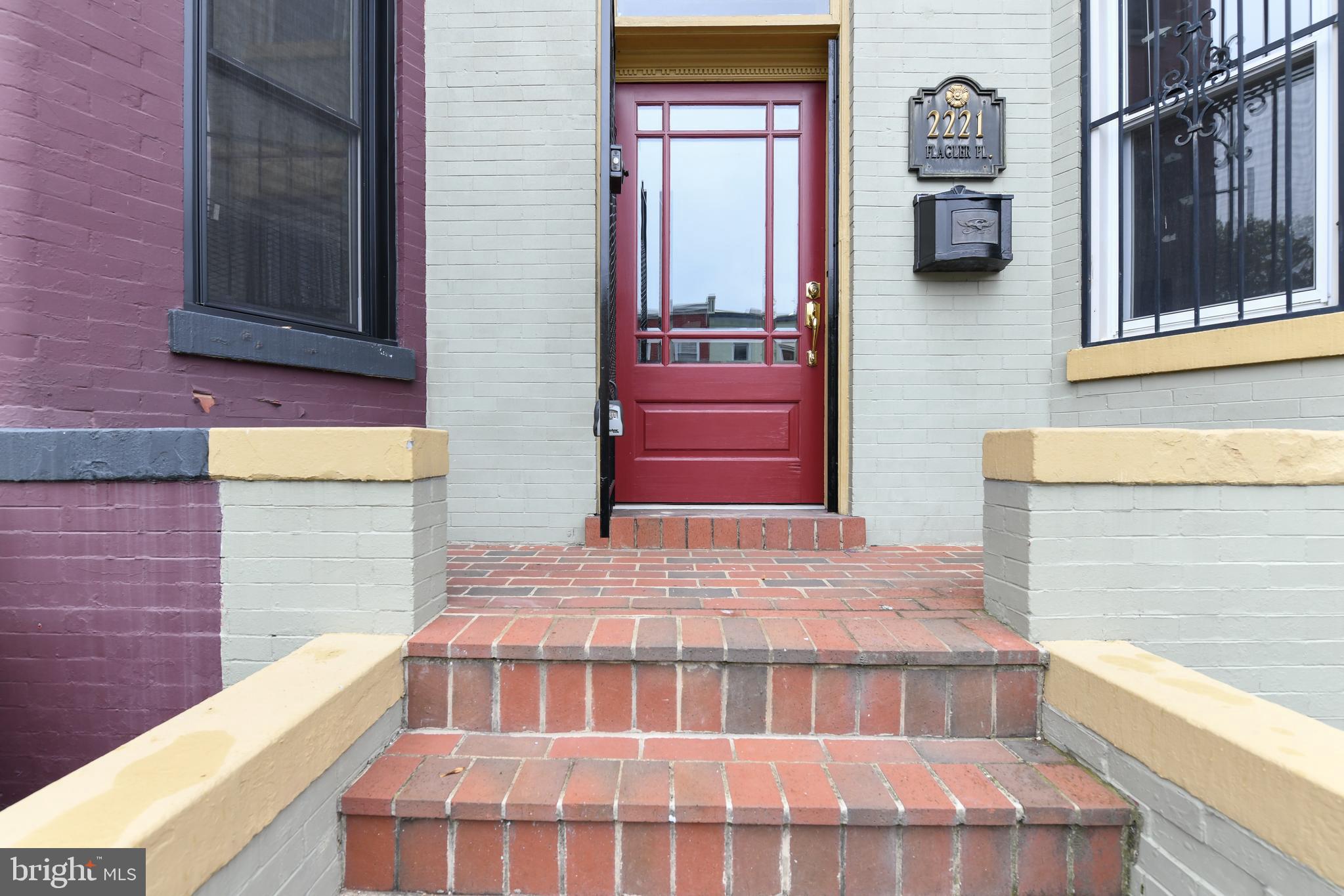 2221 FLAGLER PL NW