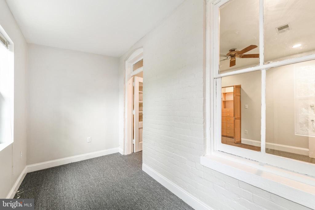 2221 FLAGLER PL NW