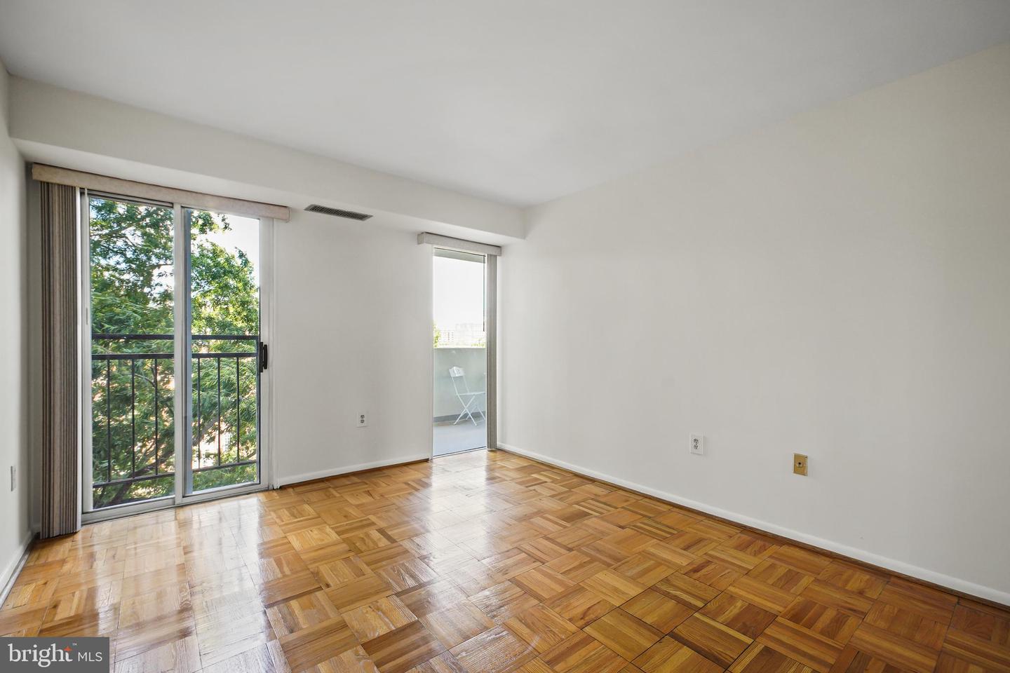 700 7th St SW #525