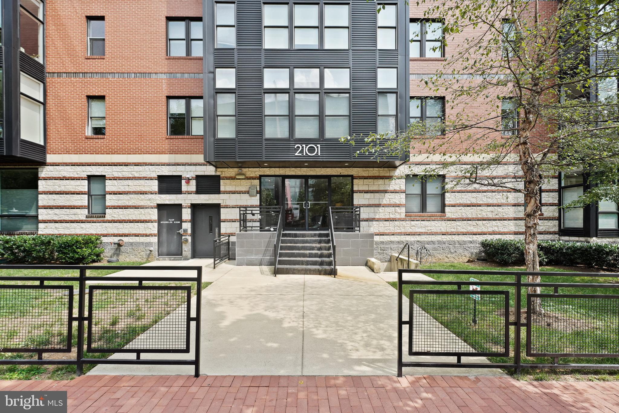 2101 11TH ST NW #103