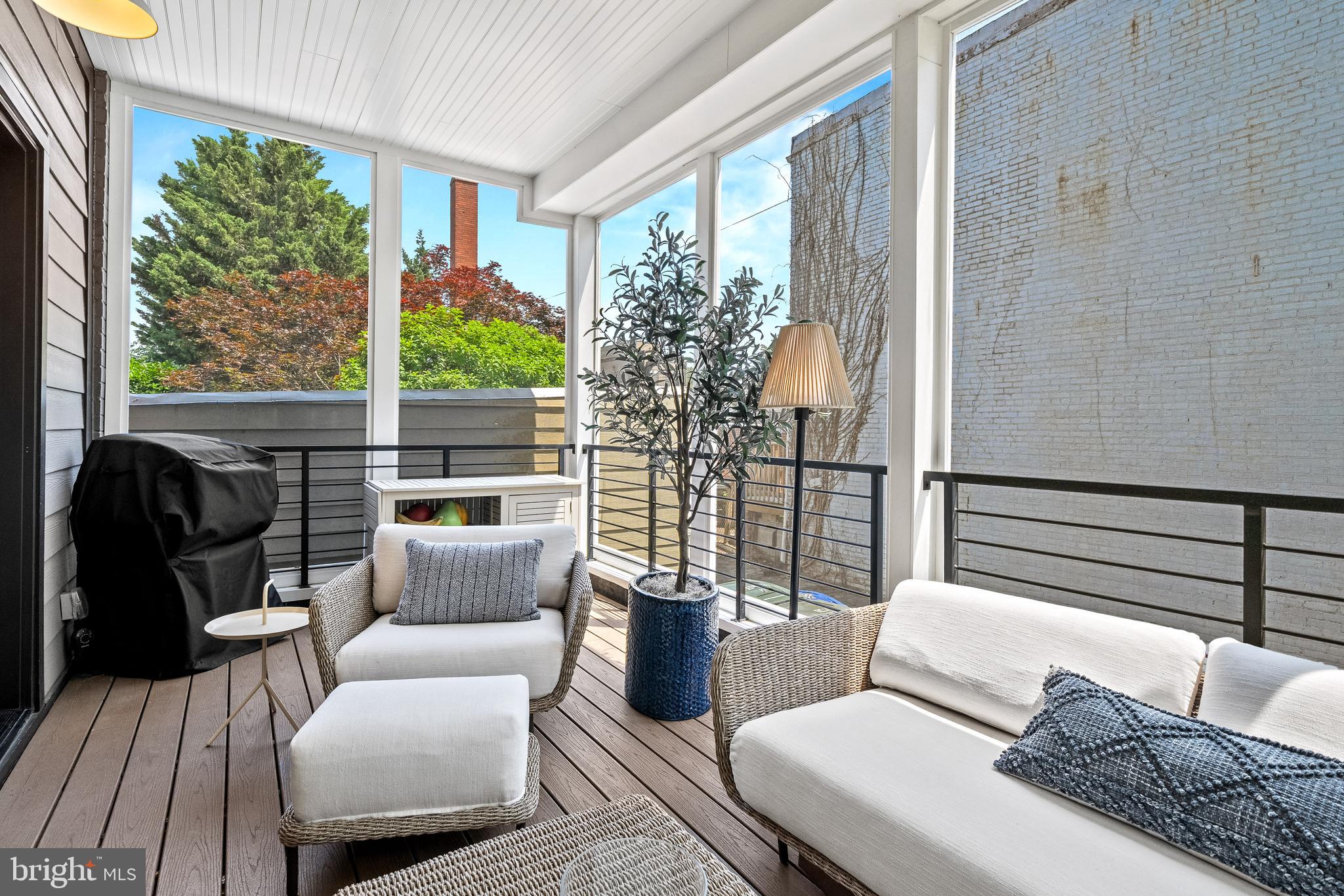 1401 South Carolina Ave SE #1