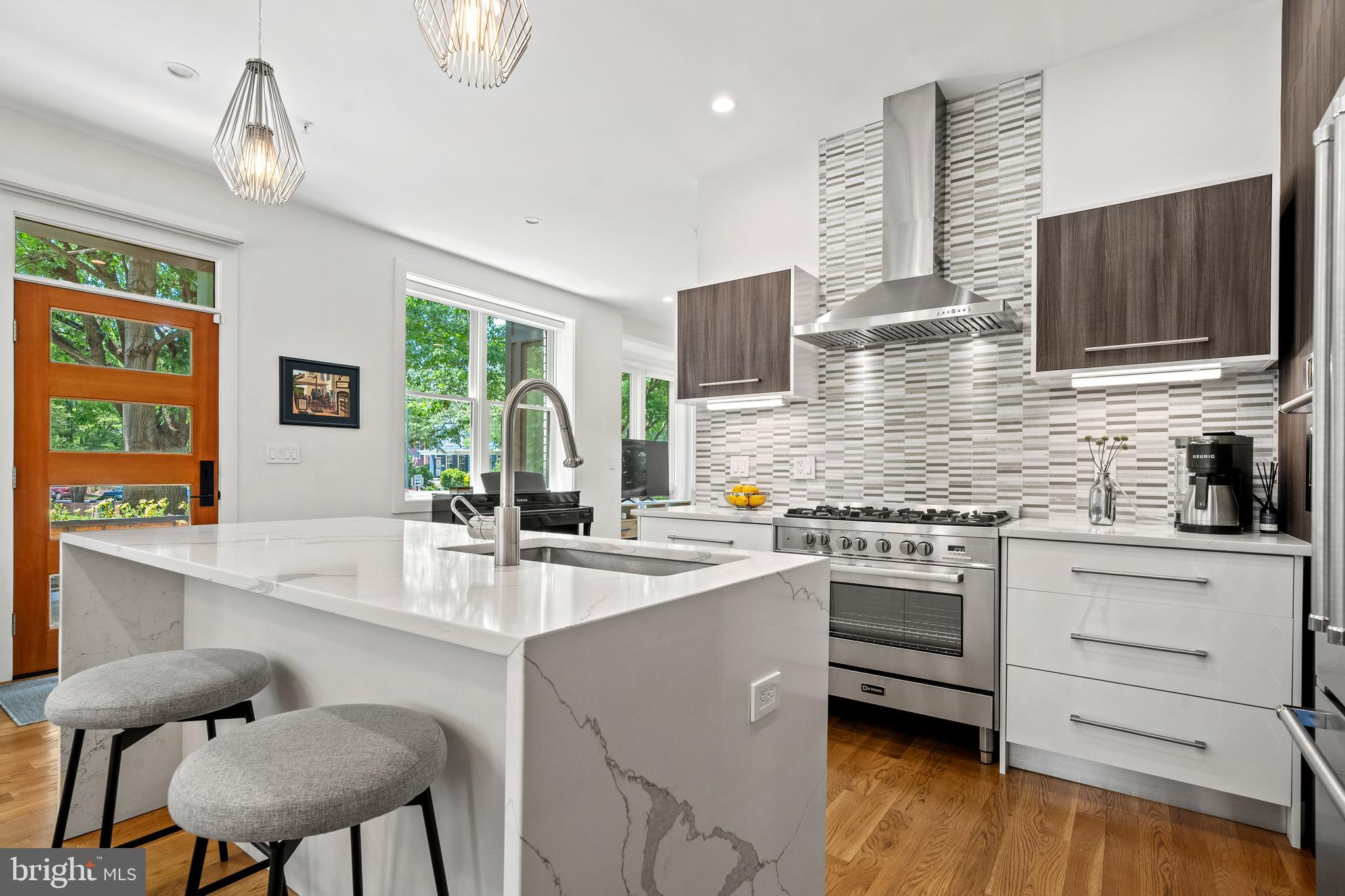 1401 South Carolina Ave SE #1