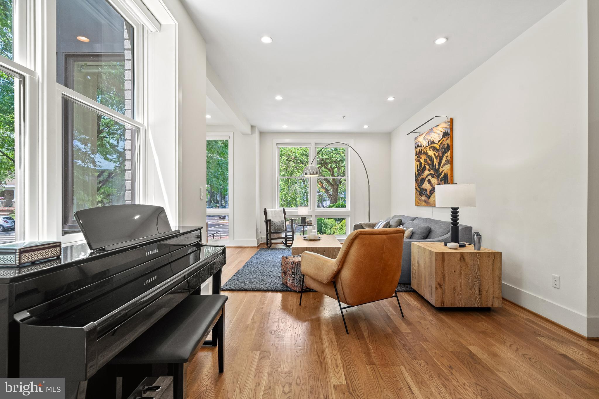 1401 South Carolina Ave SE #1