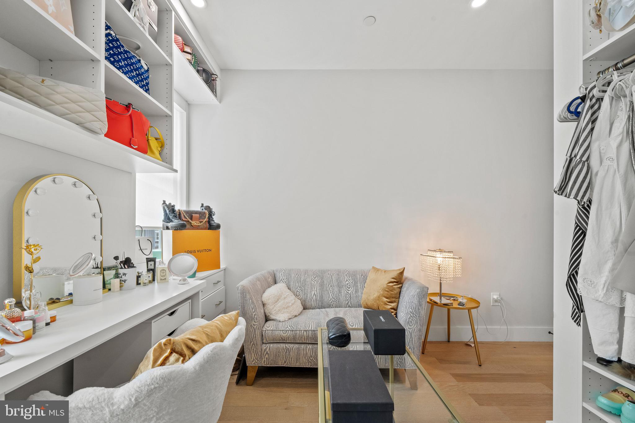 1509 D St NE #2