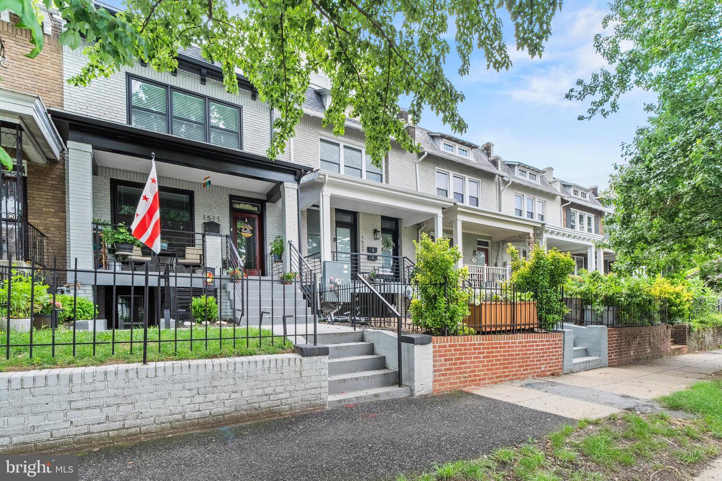 1509 D St NE #2