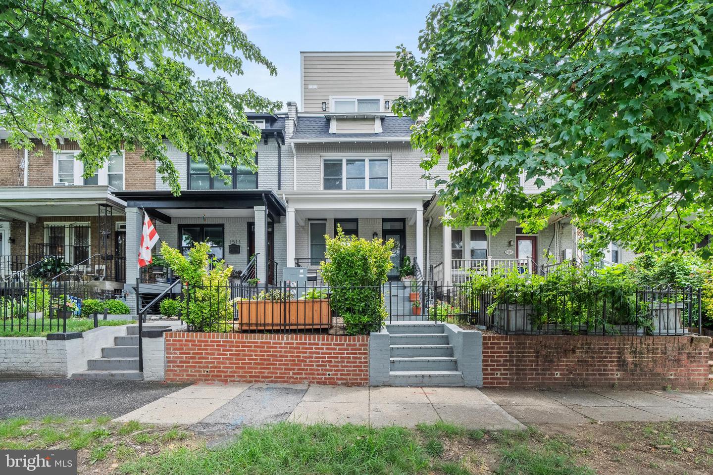 1509 D St NE #2