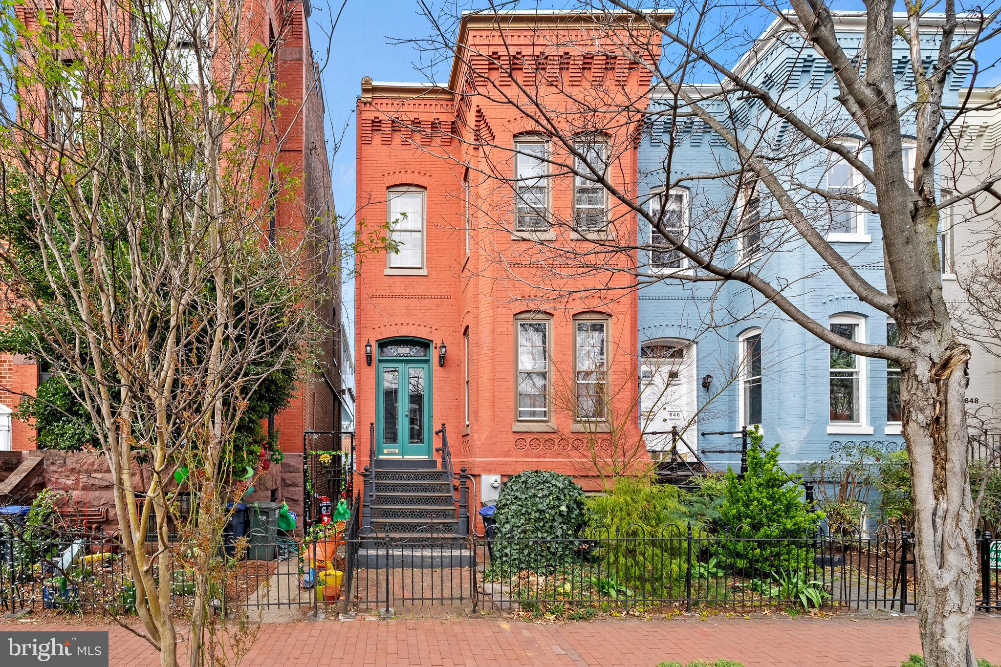 644 INDEPENDENCE AVENUE SE