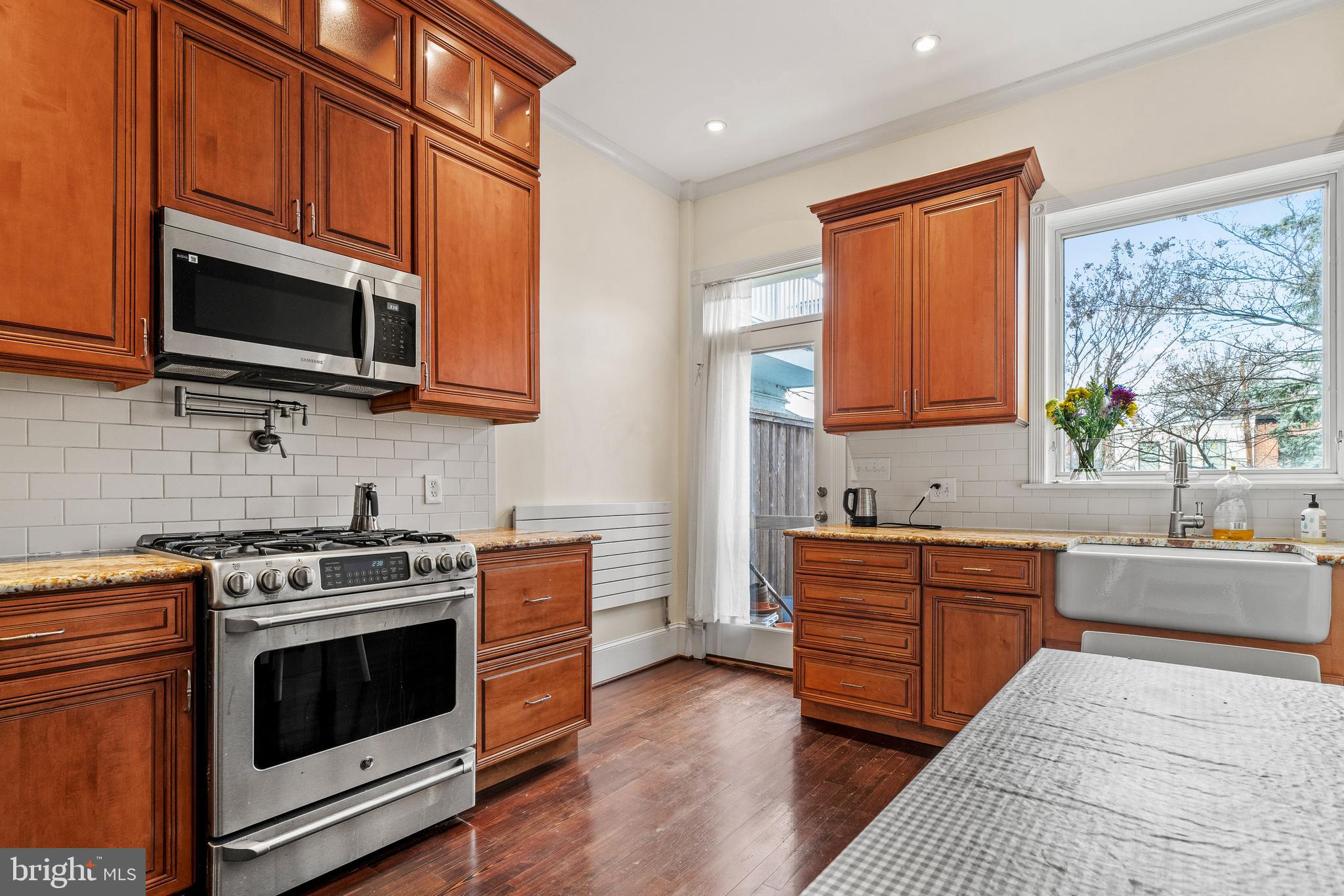 644 INDEPENDENCE AVENUE SE