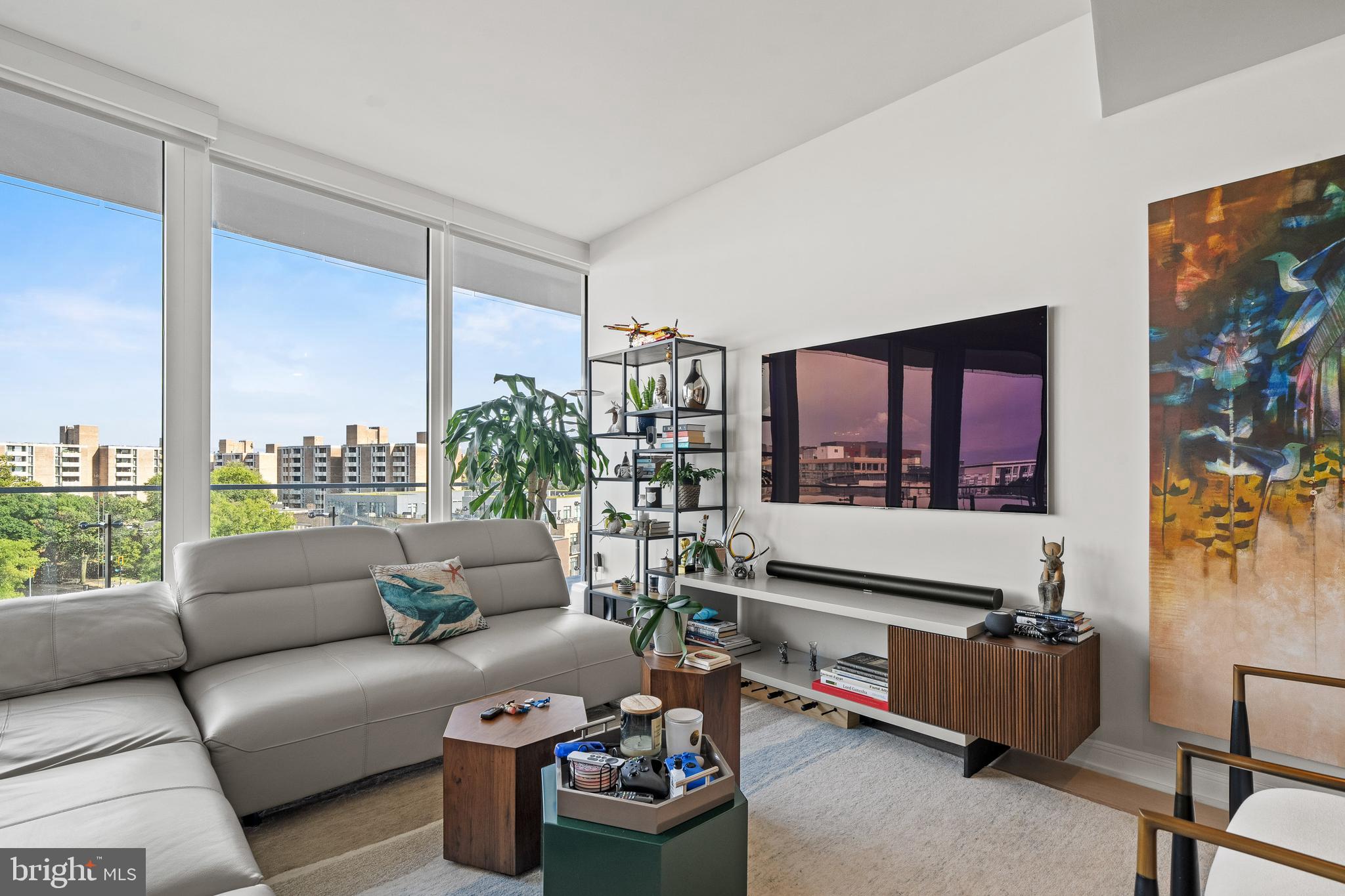 601 WHARF STREET SW 704