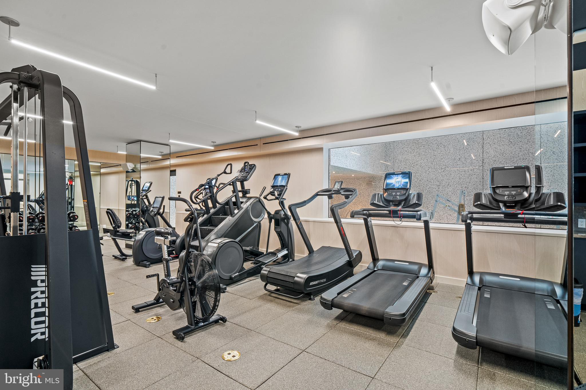 601 WHARF STREET SW 704