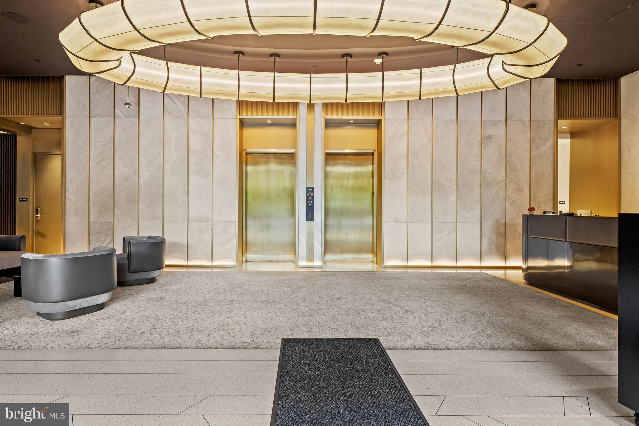 601 WHARF STREET SW 704