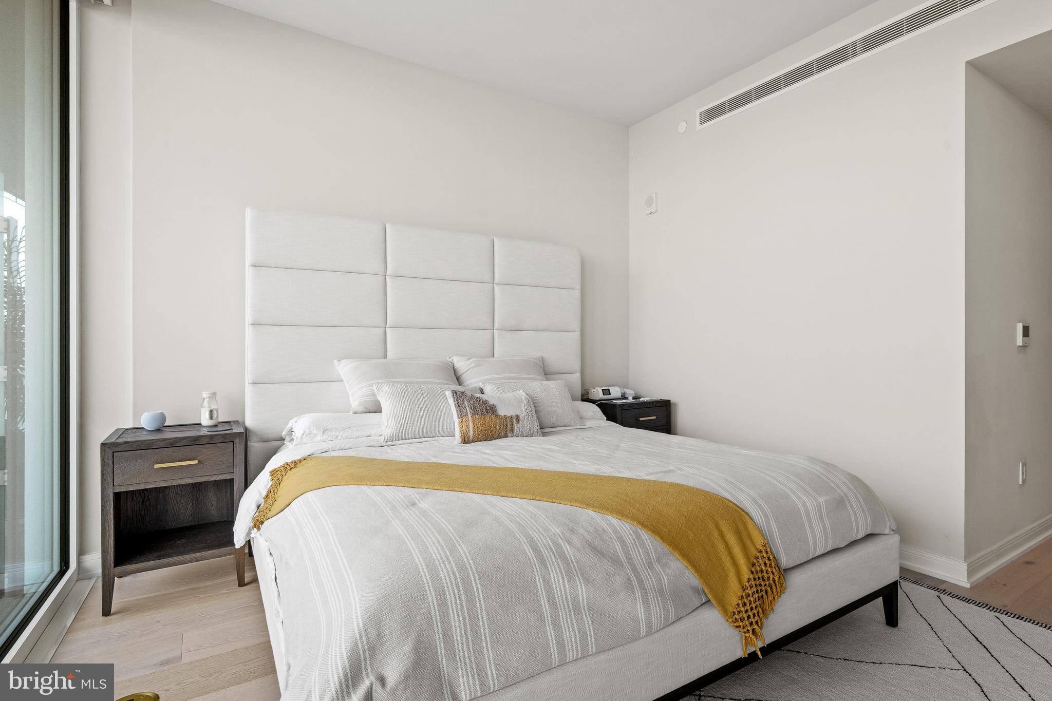 601 WHARF STREET SW 704