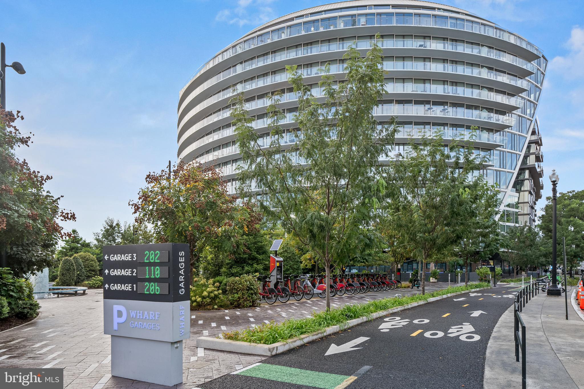 601 WHARF STREET SW 704