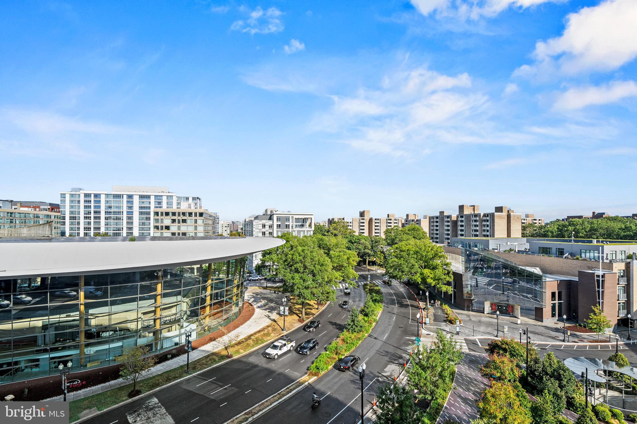 601 WHARF STREET SW 704