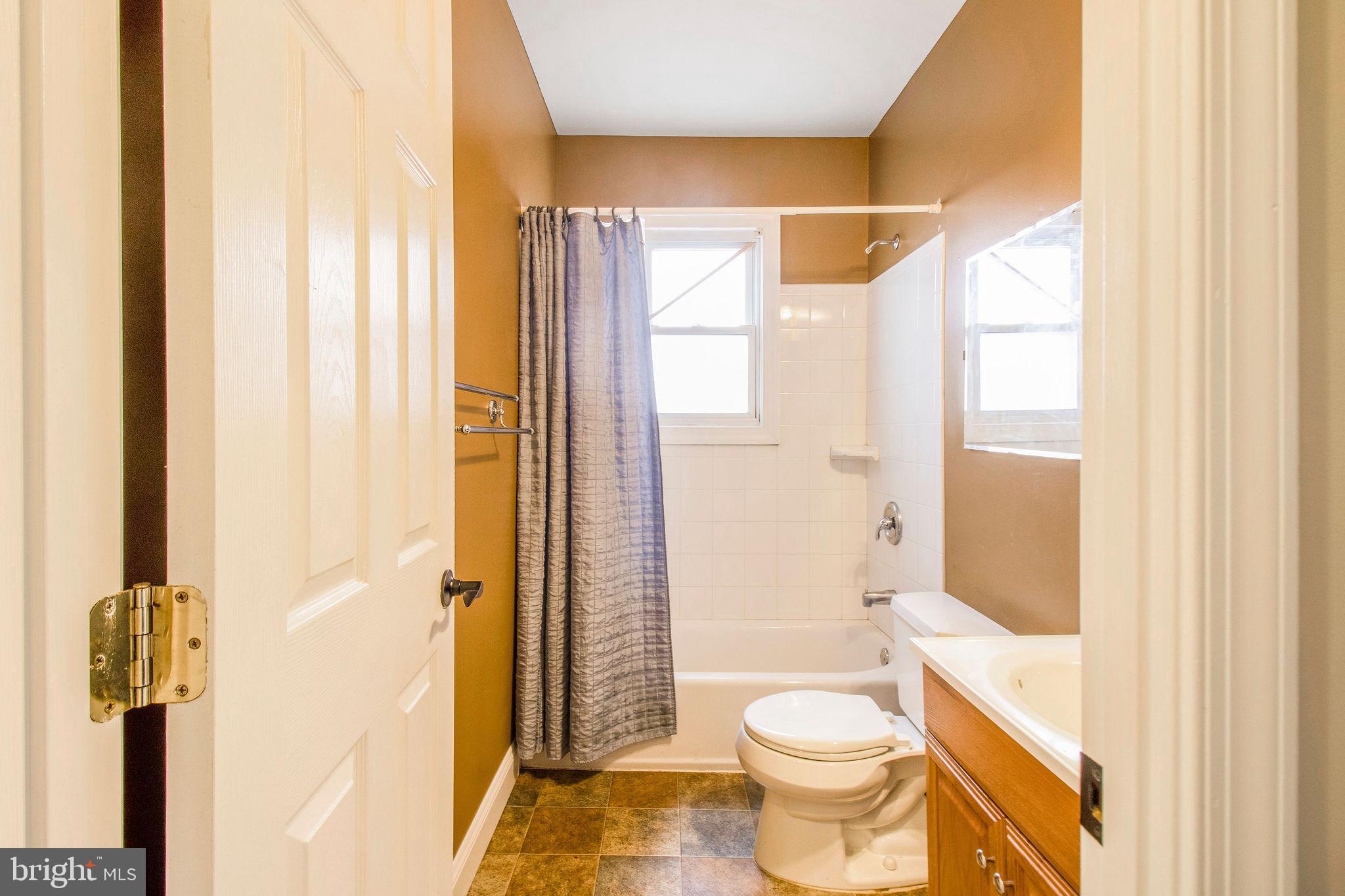 2921 PENNSYLVANIA AVENUE SE 4