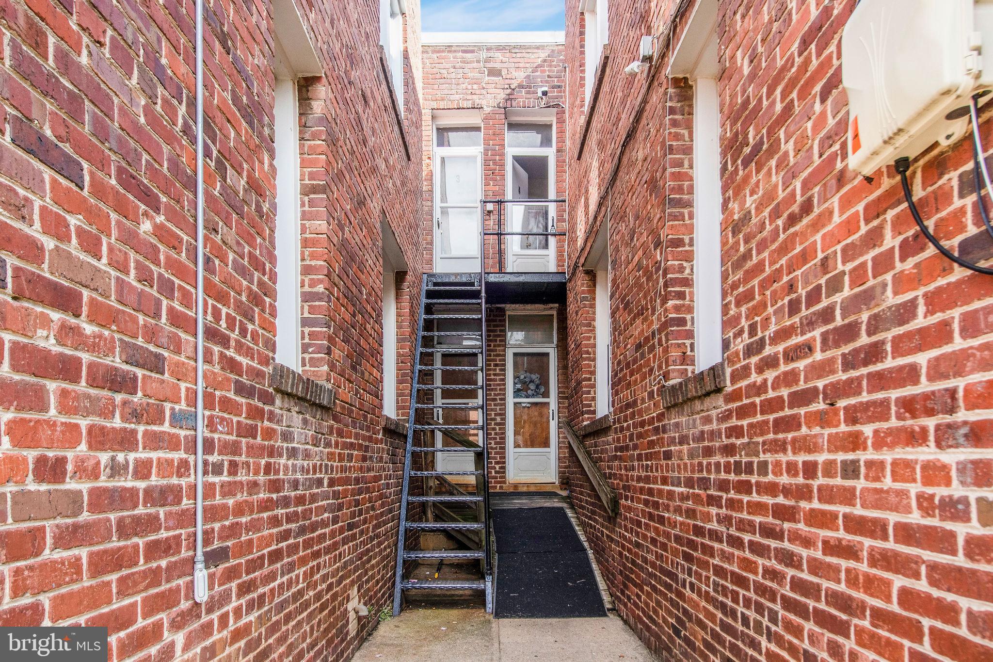 2921 PENNSYLVANIA AVENUE SE 4