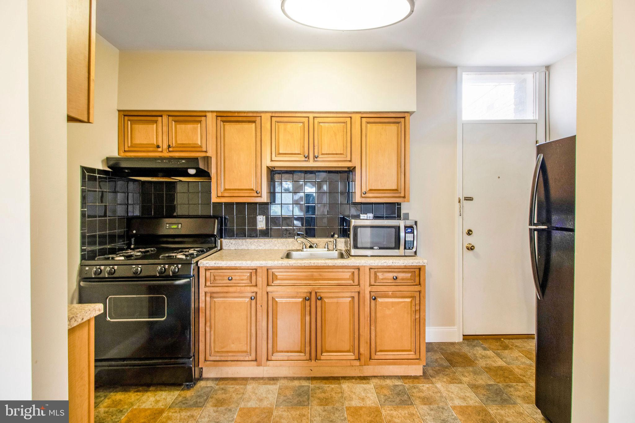 2921 PENNSYLVANIA AVENUE SE 4