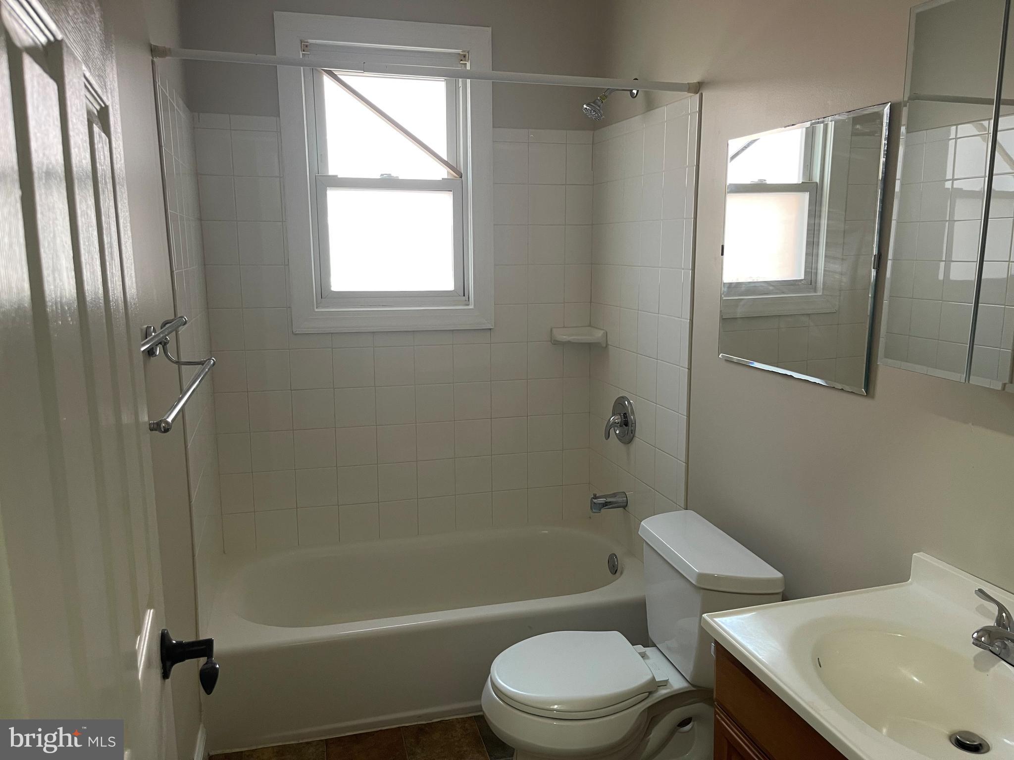 2921 PENNSYLVANIA AVENUE SE 4